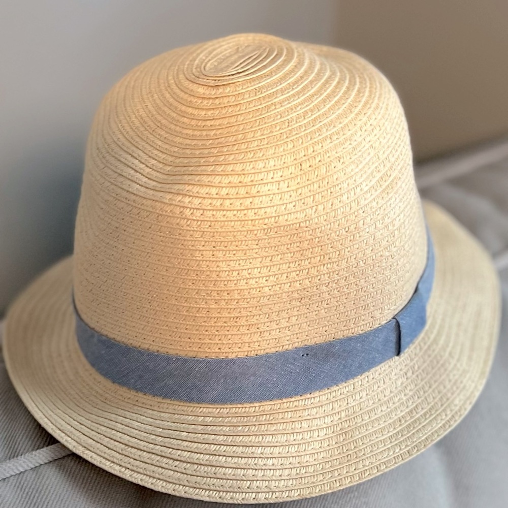 H&M Straw Hat for KidsSize:2-4yrs| Color:Light beige and light blue